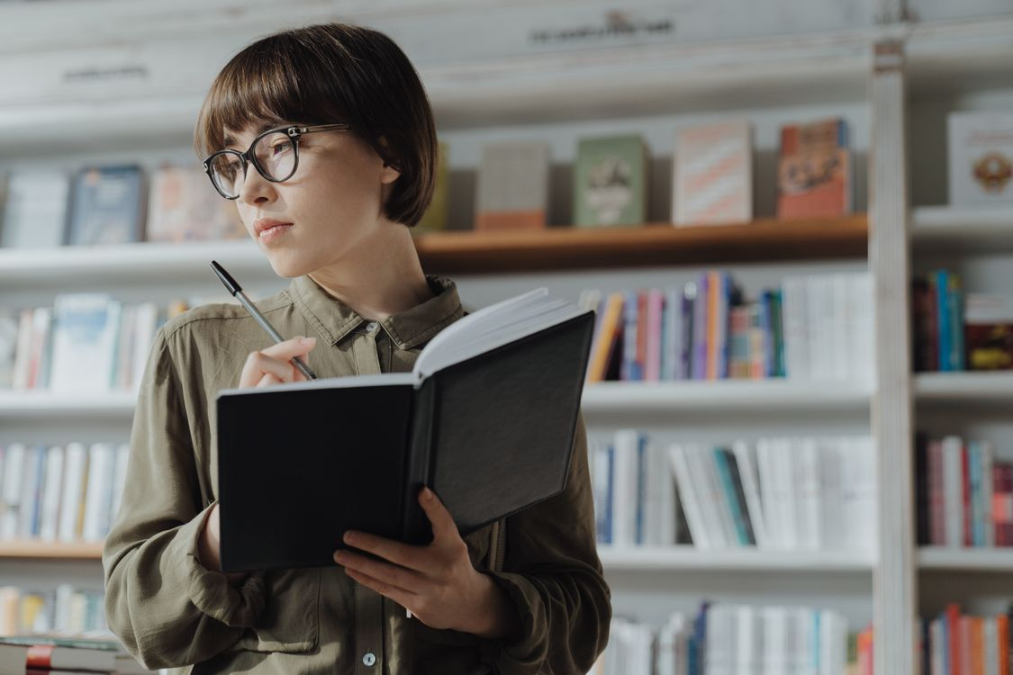 What Are Non-Fiction Writing Services and How Do They Work?